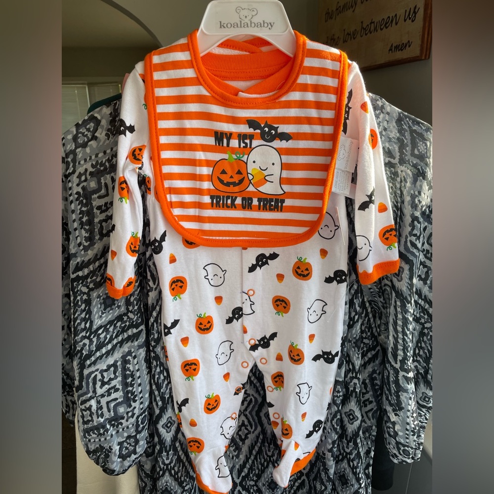 Halloween Sleeper & Bib Set